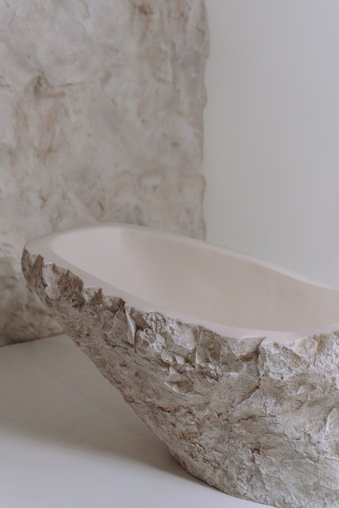 BATHTUB 3-min